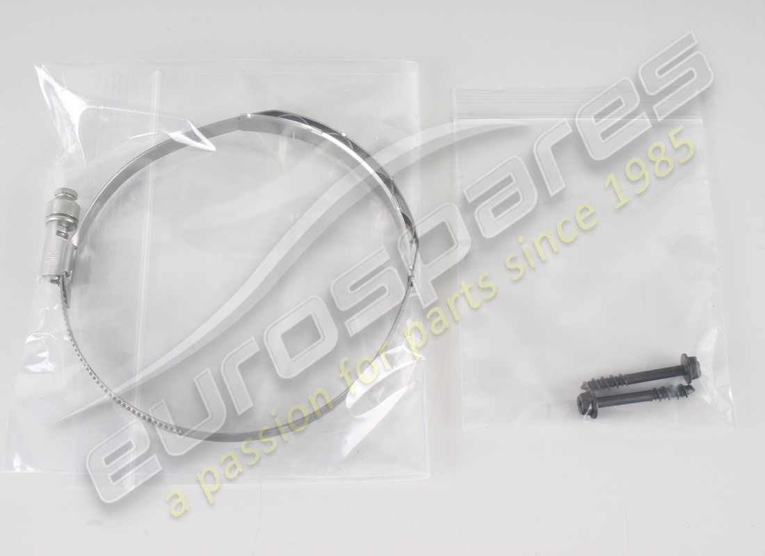 nouveau kit de filtre à air d'admission moteur maserati. numéro de pièce 673011137 (2)