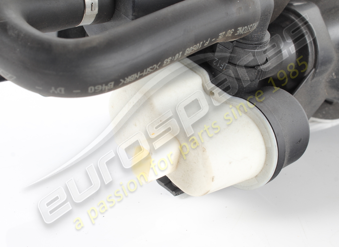 filtre à vapeurs de carburant d'occasion ferrari. numéro de pièce 282523 (3)