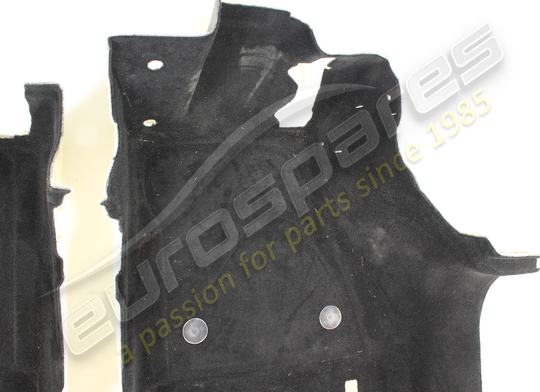 kit de tapis de sol ferrari utilisé. numéro de pièce 946011 (2)