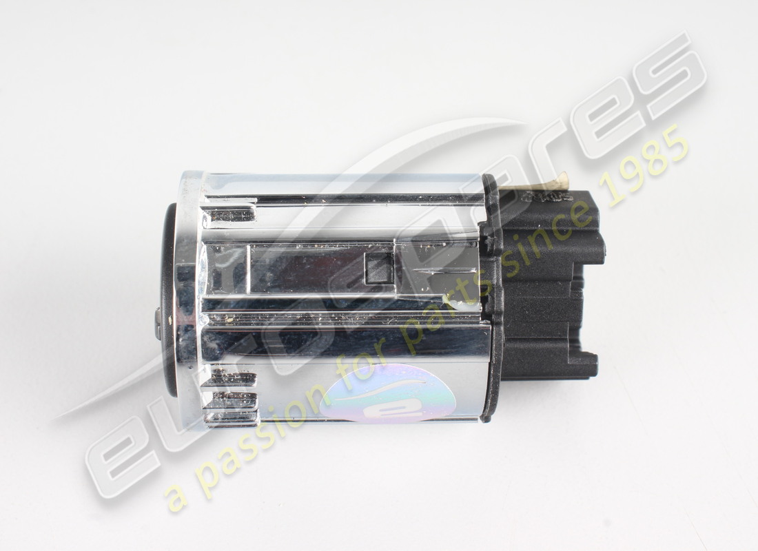 interrupteur aston martin endommagé, ensemble de recirculation de climatisation. numéro de pièce 6g3319e755aa (3)