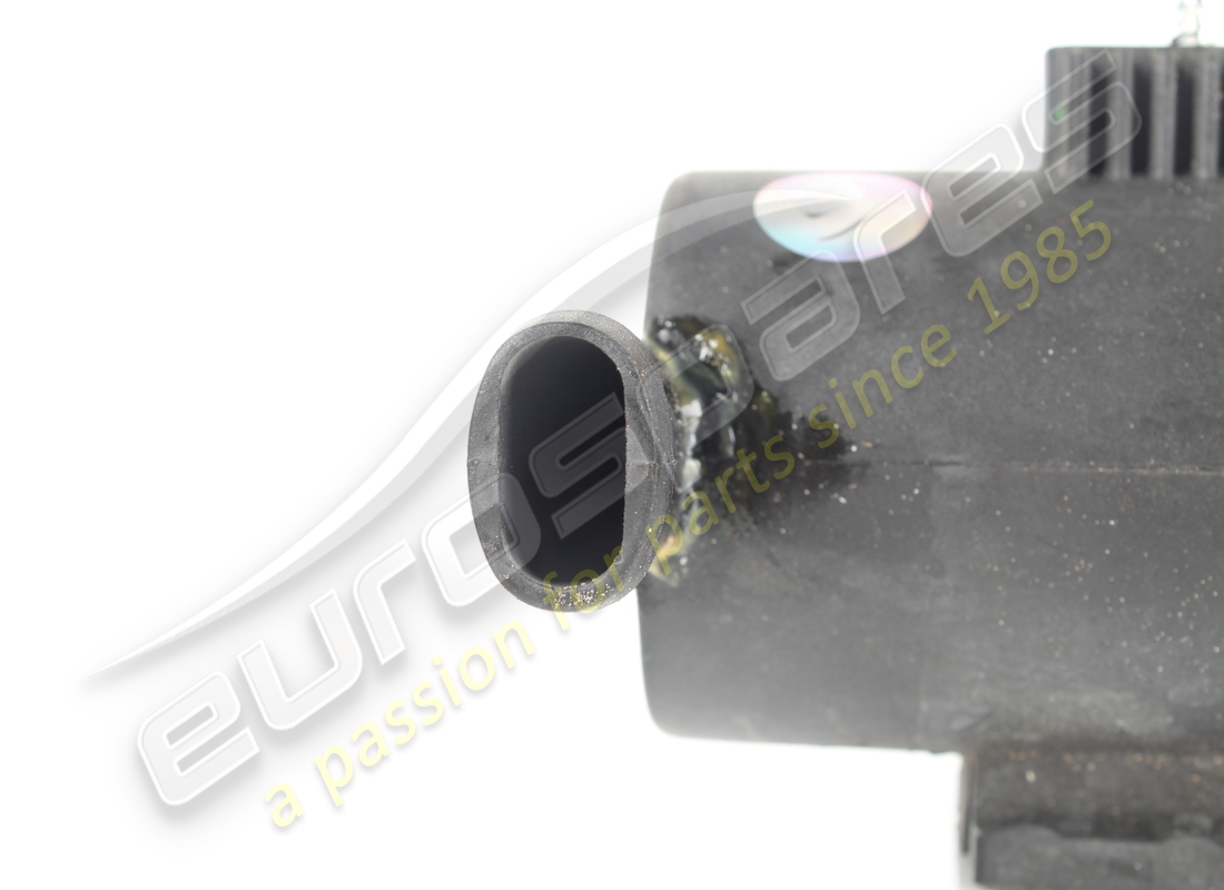 filtre ferrari utilisé pour pompe obd. numéro de pièce 183221 (2)