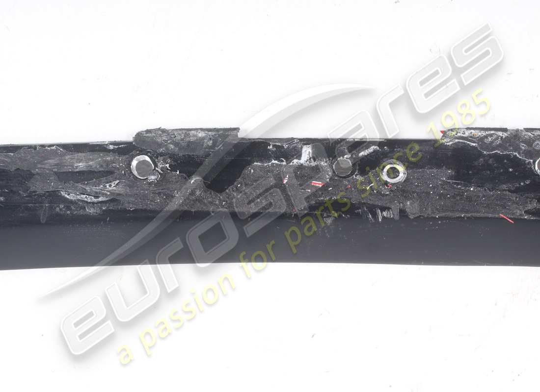 PIÈCE D'OCCASION FERRARI : JOINT D'ÉCRAN/DE TABLEAU DE BORD. NUMÉRO DE PIÈCE 60121506 (3) pièce d'occasion ferrari : joint d'écran/de tableau de bord. numéro de pièce 60121506 (3)