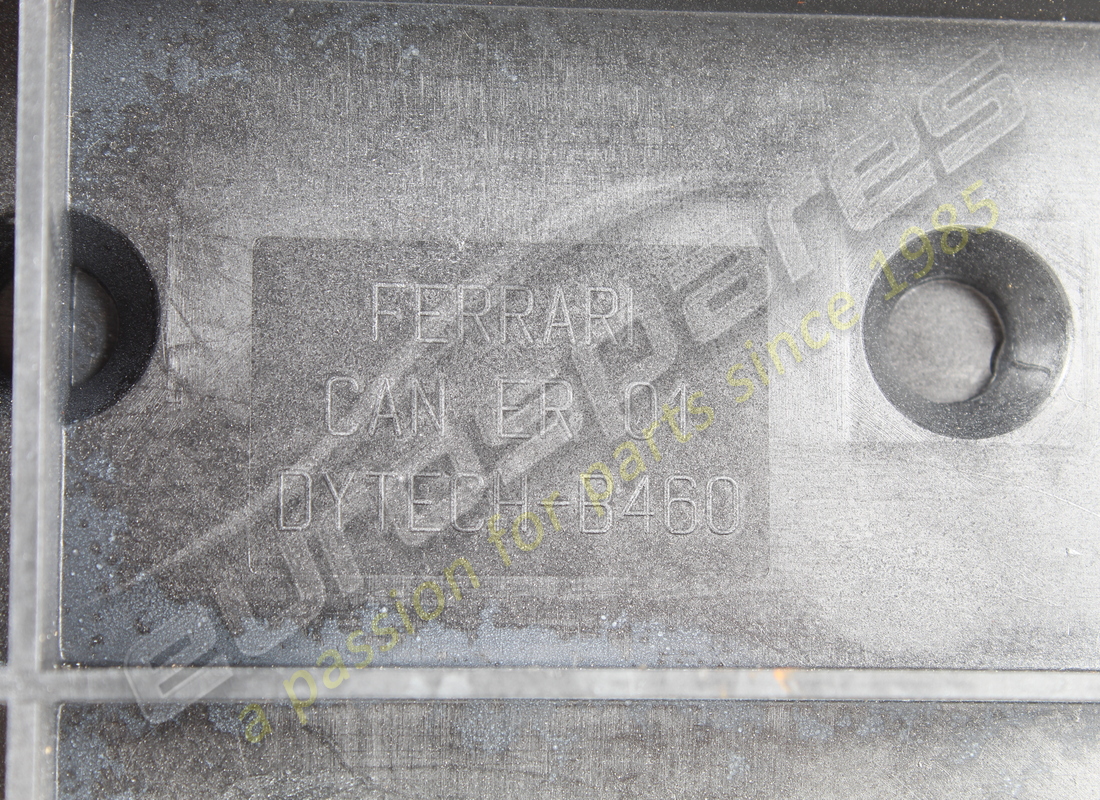 filtre à vapeur de carburant ferrari utilisé. numéro de pièce 310413 (5)