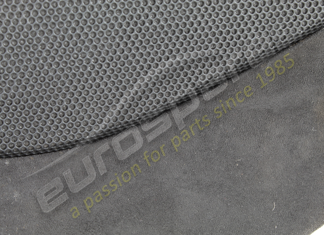 SUPPORT DE GRILLE DE WOOFER DROIT COMPLET D'OCCASION FERRARI. NUMÉRO DE PIÈCE 976366 (5) support de grille de woofer droit complet d'occasion ferrari. numéro de pièce 976366 (5)