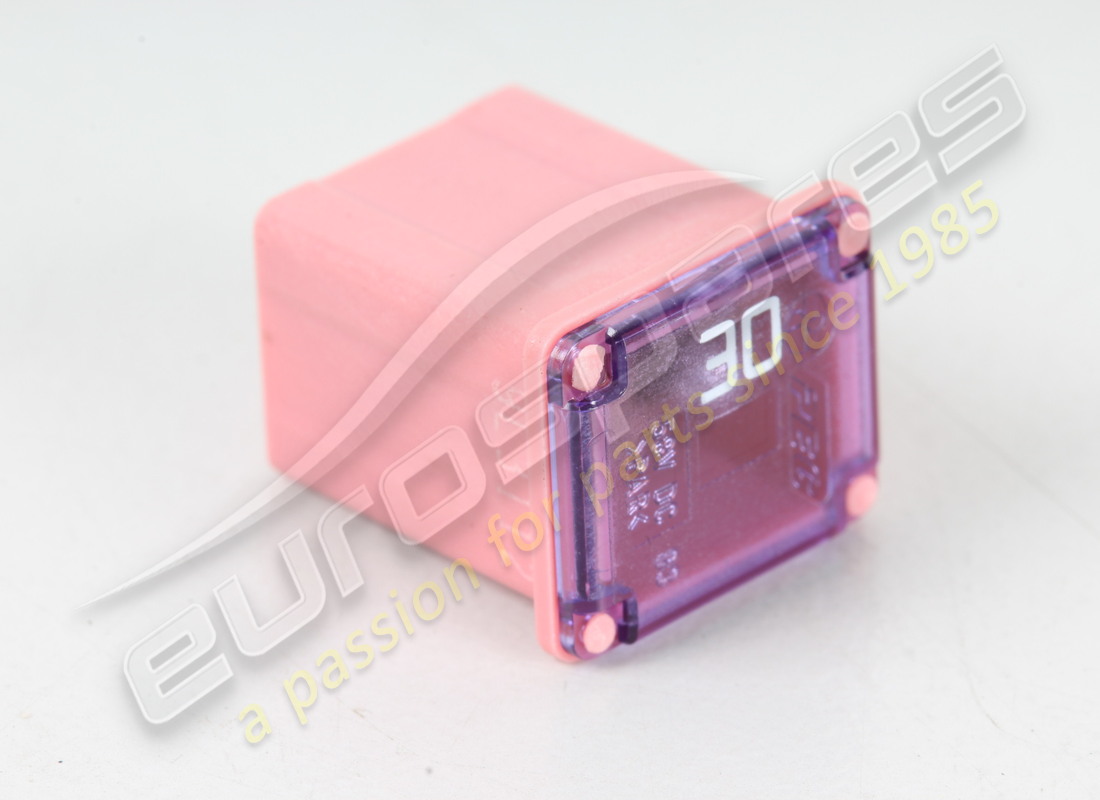 NOUVEAU FUSIBLE MASERATI J-CASE 30A PROFIL BAS. NUMÉRO DE PIÈCE 673002854 (1) nouveau fusible maserati j-case 30a profil bas. numéro de pièce 673002854 (1)