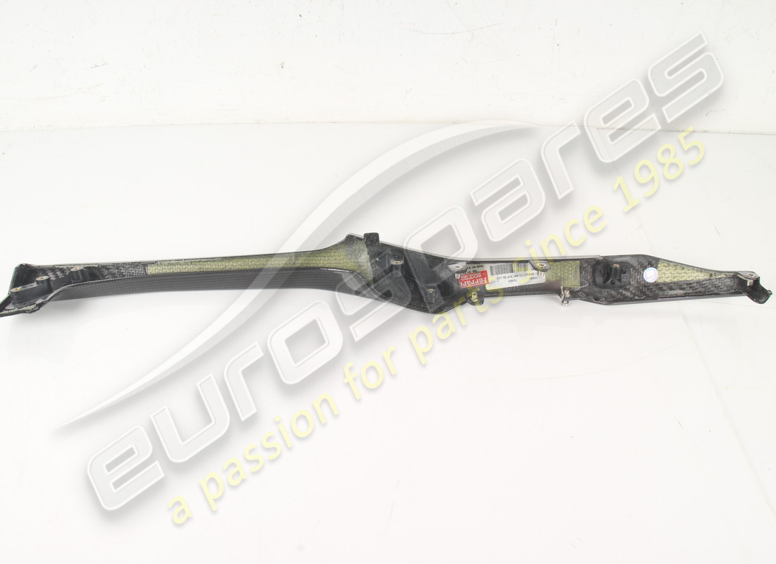 utilisé ferrari mobiletto ant. sup.sx carbone. numéro de pièce 765883 (4)