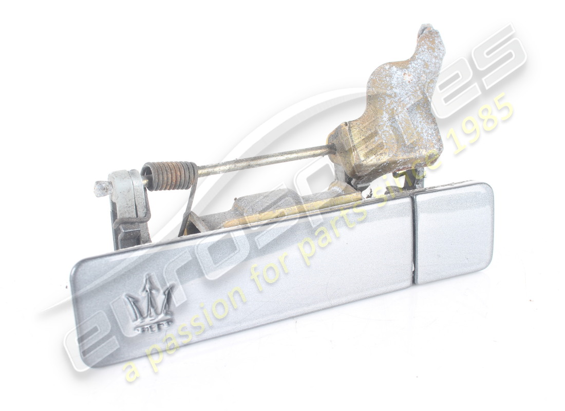 POIGNÉE Maserati UTILISÉE. NUMÉRO DE PIÈCE 374500071 (1)