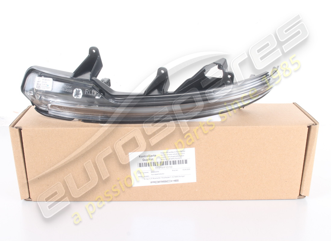 NOUVEAU CLIGNOTANT PORSCHE. RÉFÉRENCE 9Y2949101D (1) nouveau clignotant porsche. référence 9y2949101d (1)