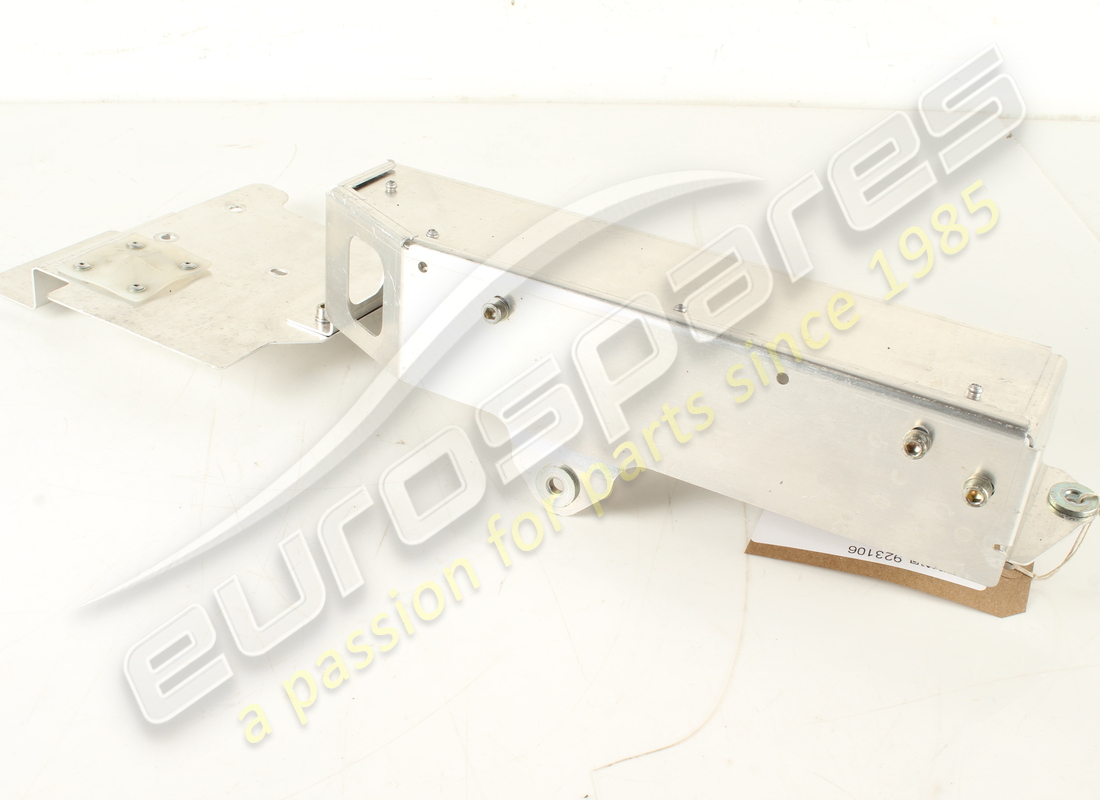 bouclier thermique de démarreur ferrari utilisé. numéro de pièce 923106 (2)