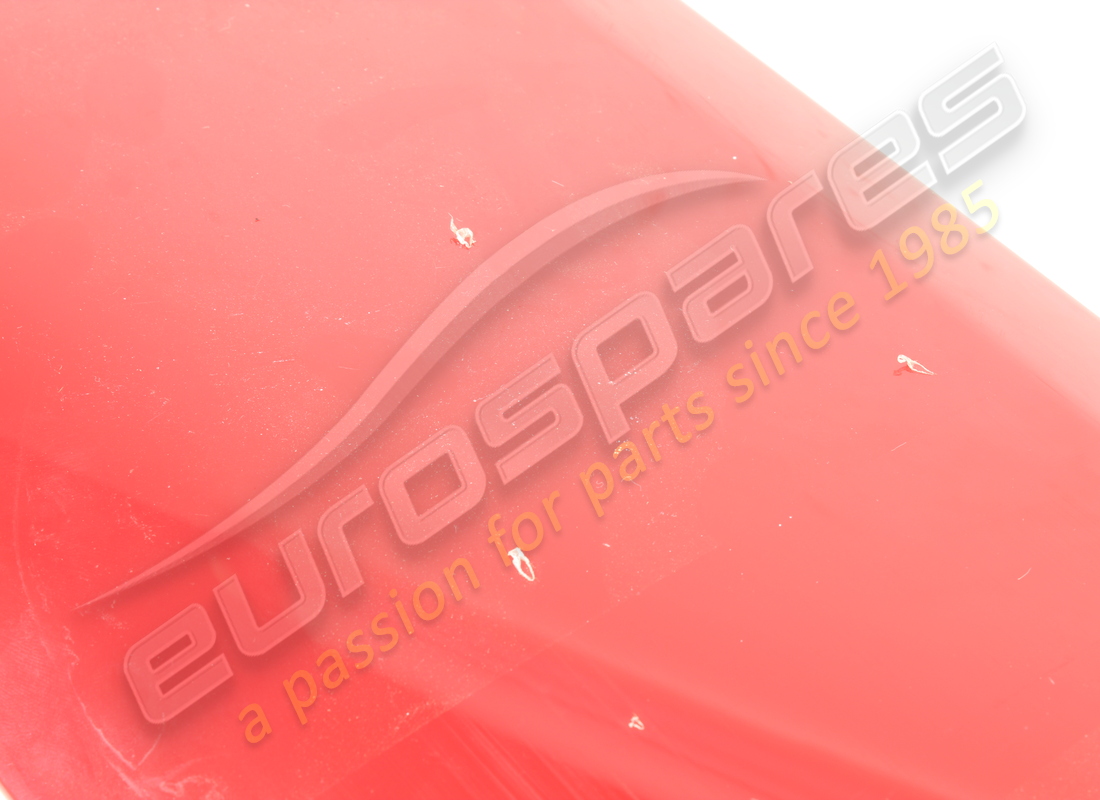 couvercle de spoiler supérieur complet endommagé ferrari. numéro de pièce 985821722 (3)