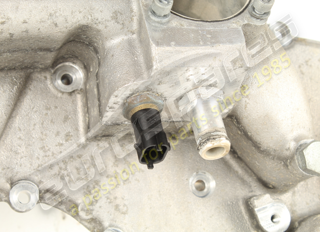 couvercle de carter avant complet d'occasion ferrari. numéro de pièce 261440 (5)