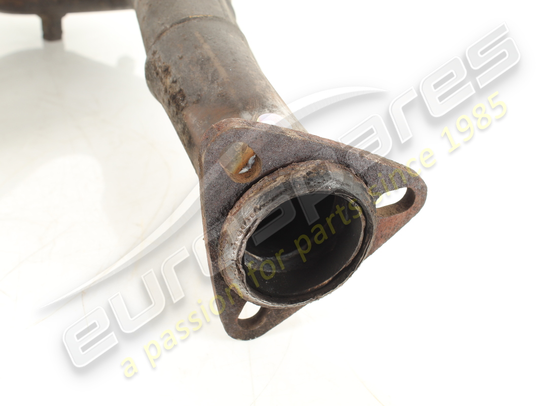 COLLECTEUR D'ÉCHAPPEMENT ARRIÈRE ENDOMMAGÉ FERRARI. RÉFÉRENCE 118156 (6) collecteur d'échappement arrière endommagé ferrari. référence 118156 (6)