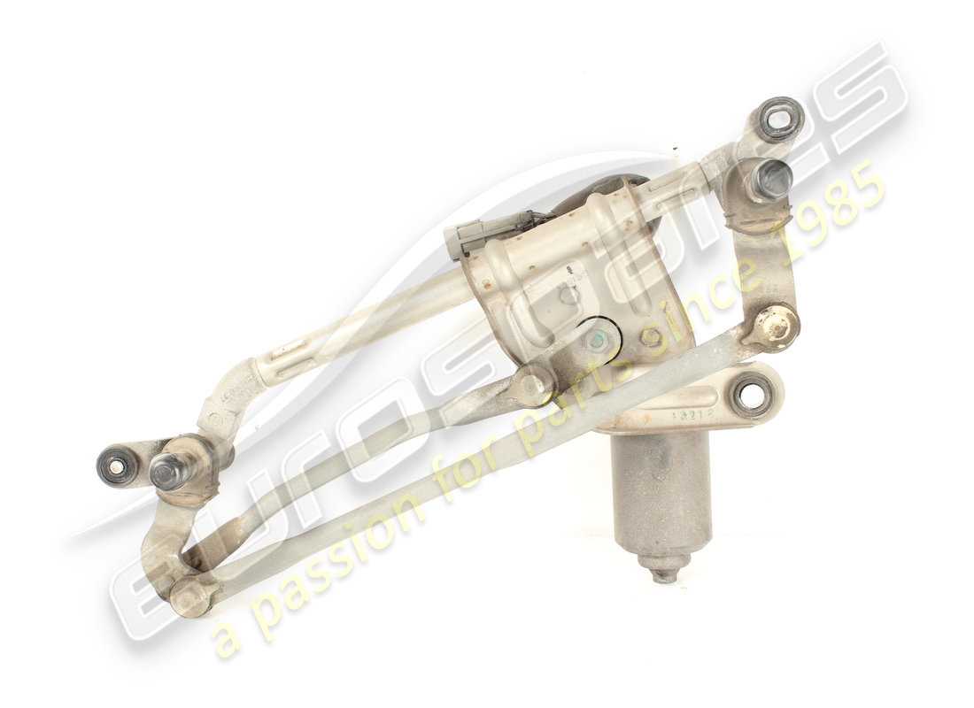essuie-glace ferrari utilisé avec moteur. numéro de pièce 84198200 (1)