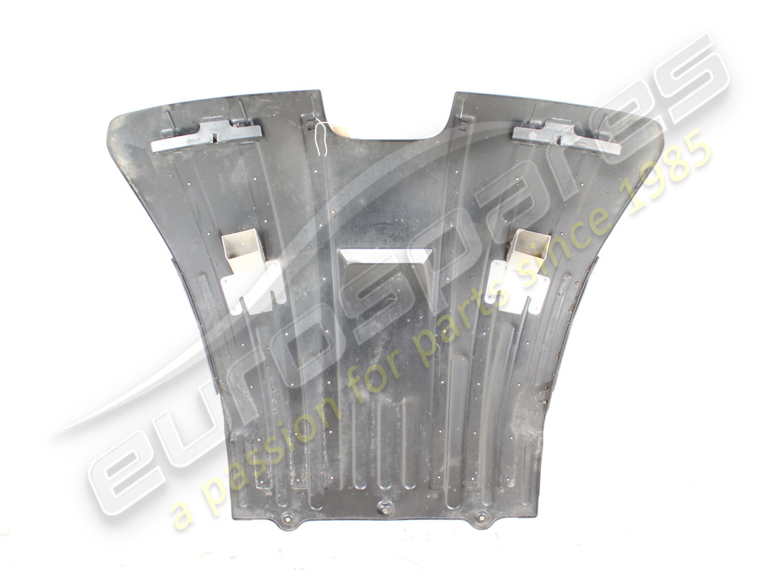 diffuseur arrière complet d'occasion porsche 992 gt3. numéro de pièce eap1493946 (2)