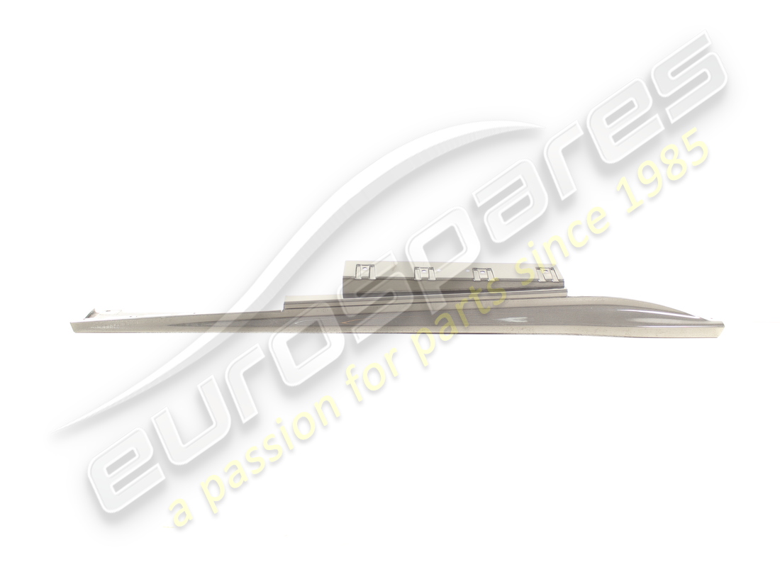 nouvelles jupes latérales entièrement en carbone ferrari f12. numéro de pièce 70002869 (3)