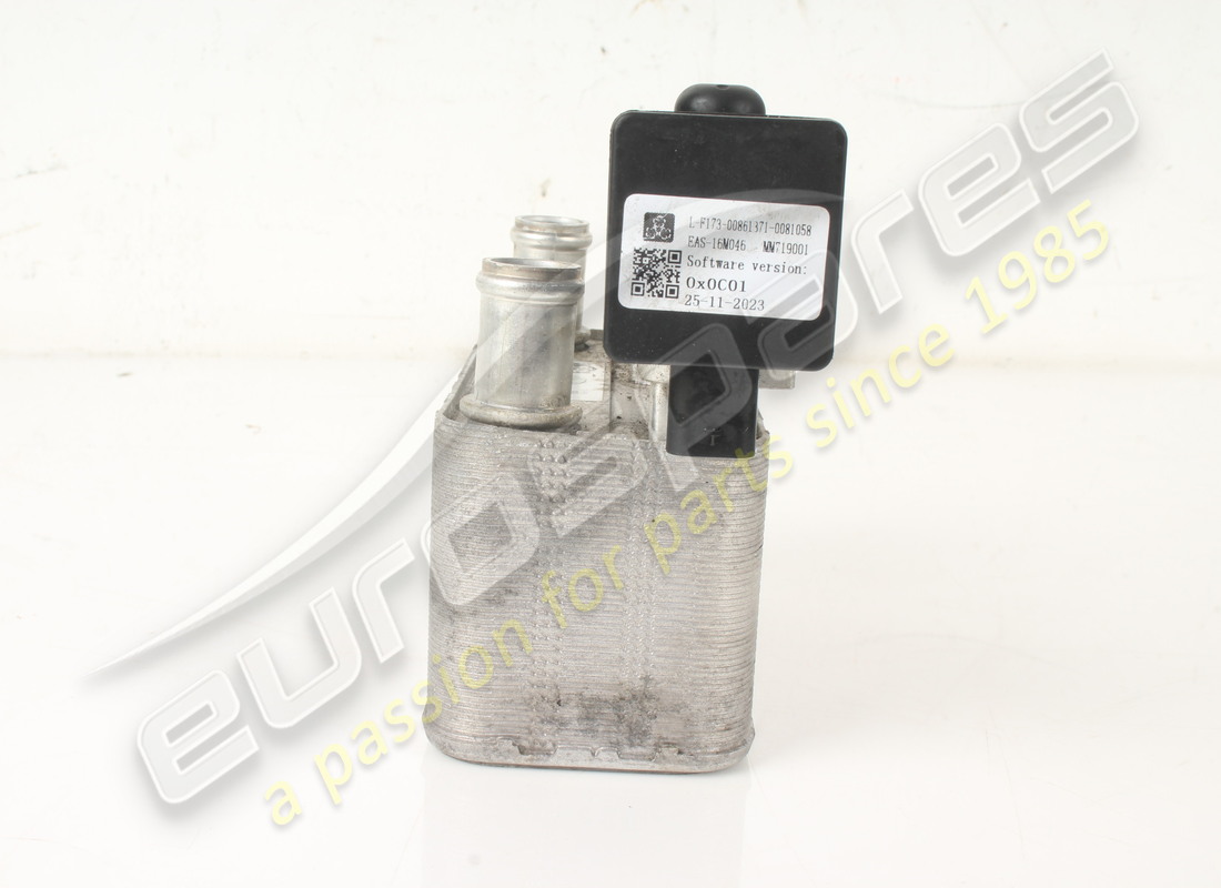 refroidisseur d'occasion ferrari taille 4 con exv. numéro de pièce 817608 (4)
