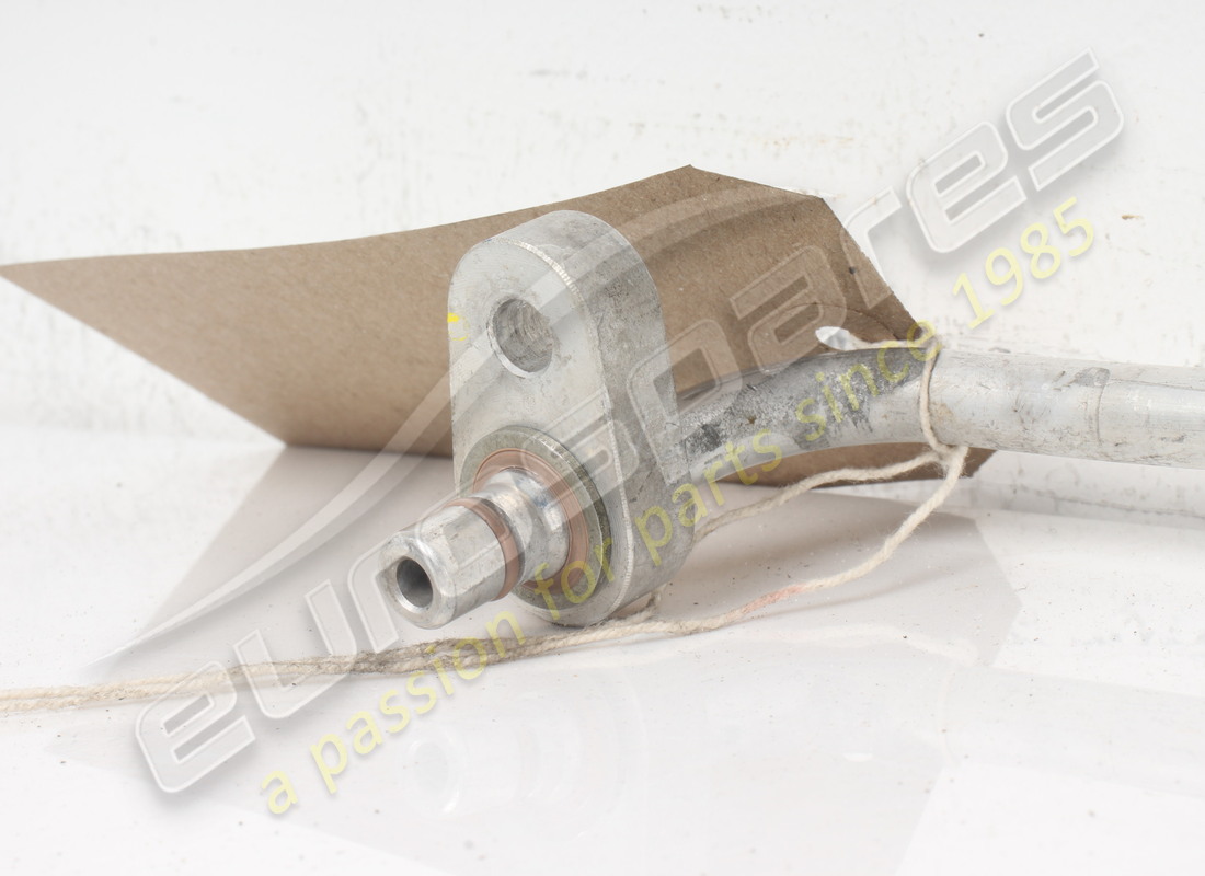 USED FERRARI TUBO FREON RAFFR BATT. DA S. PART NUMBER 917476 (3) used ferrari tubo freon raffr batt. da s. part number 917476 (3)