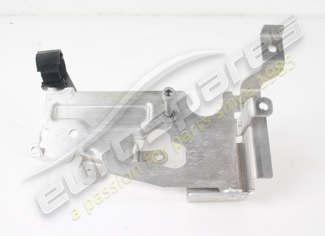 UTILISÉ FERRARI STAFFA NOURICE TRE VANI. NUMÉRO DE PIÈCE 784940 (2) utilisé ferrari staffa nourice tre vani. numéro de pièce 784940 (2)