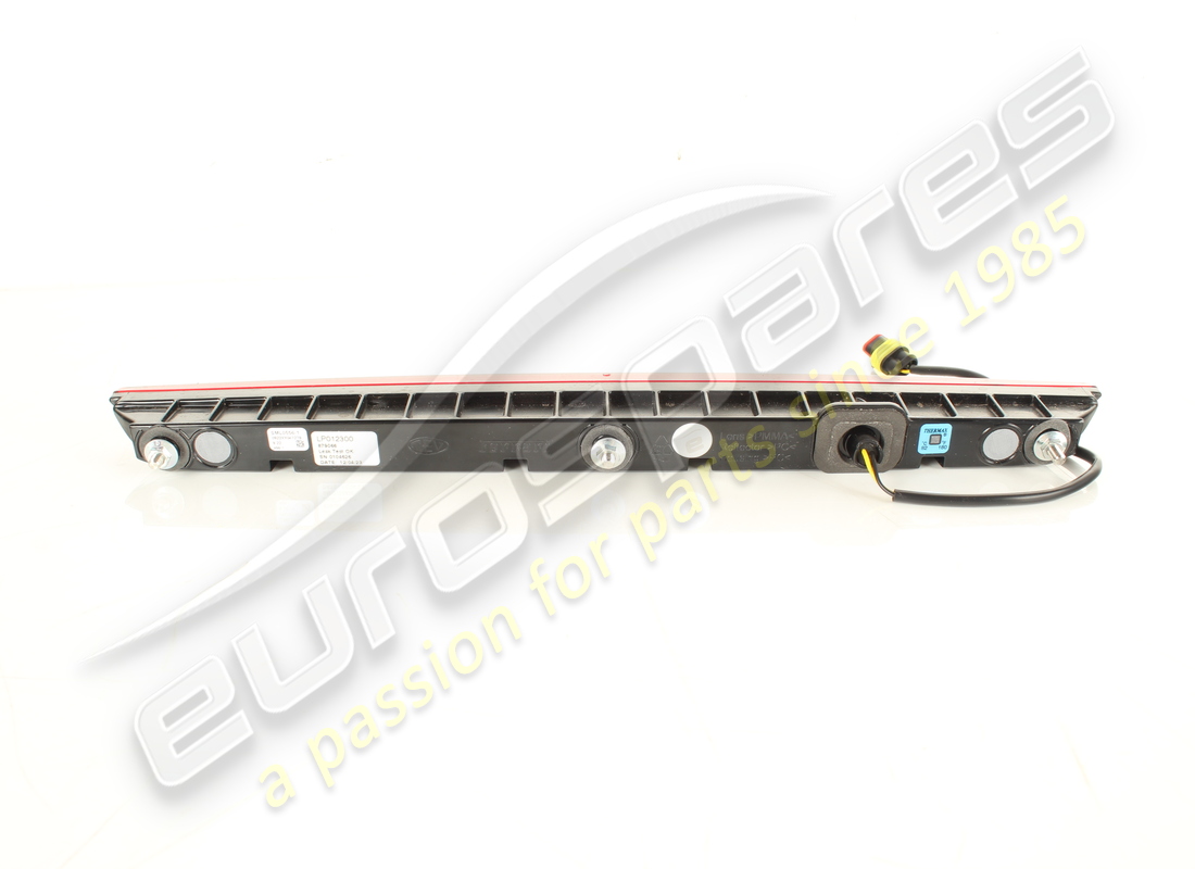 utilisé ferrari troisième feu stop. numéro de pièce 879066 (3)