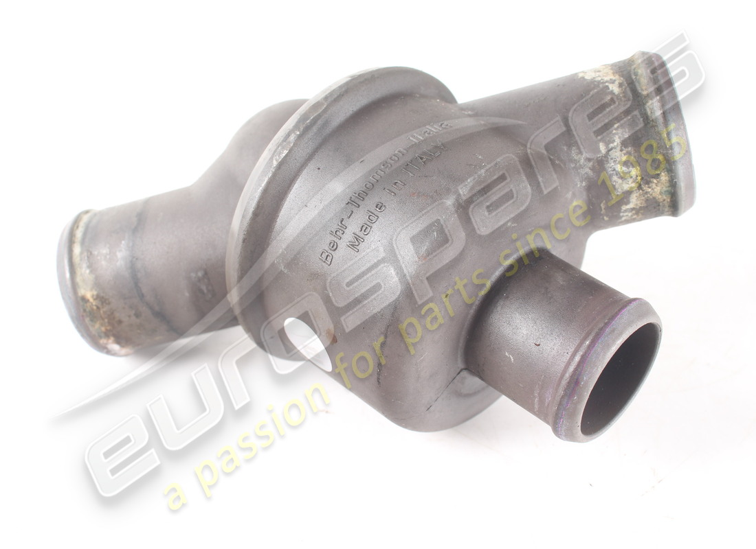 Thermostat d'occasion Maserati. Référence : 585045600 (1)