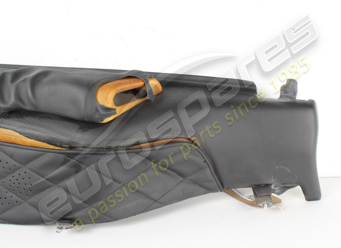 couvercle de courroie gauche endommagé ferrari noir vm8500. numéro de pièce 64584100 (3)