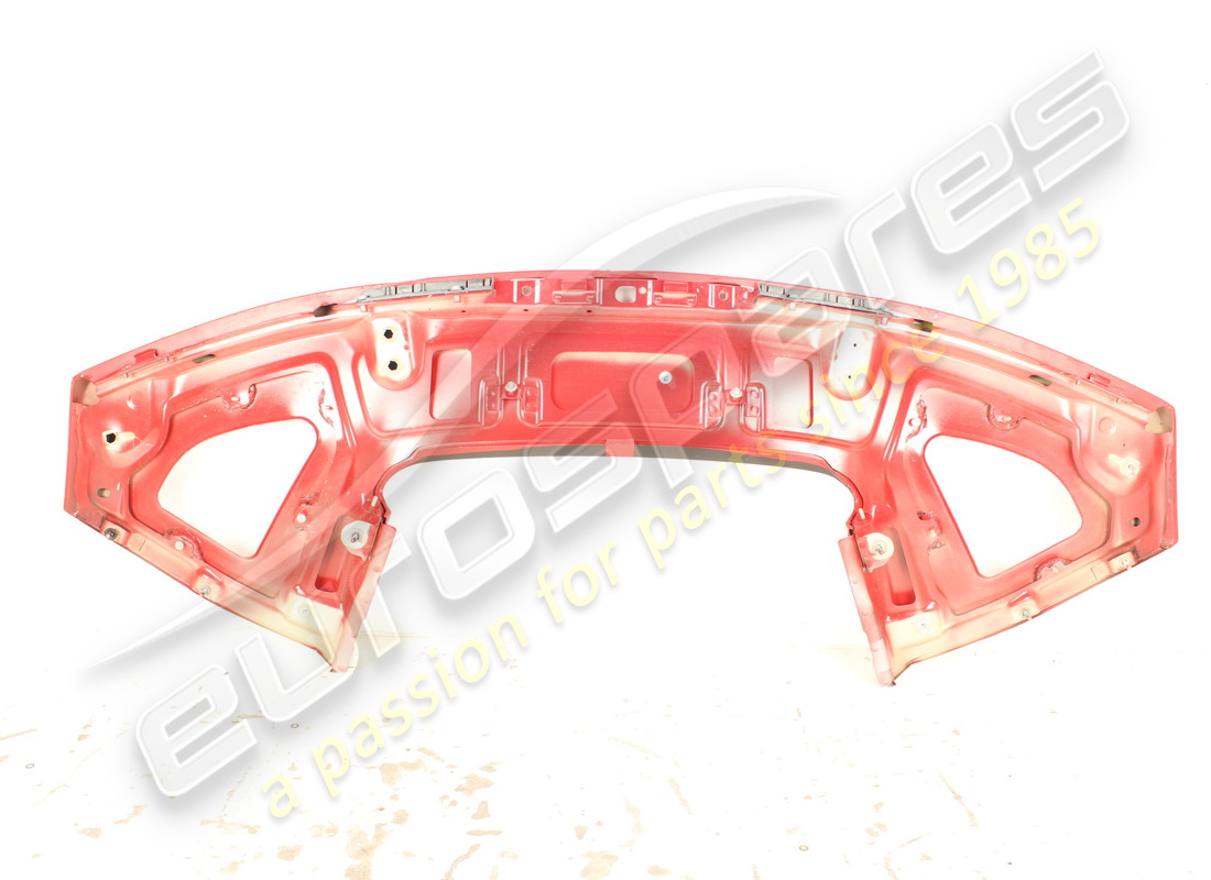 spoiler arrière ferrari endommagé. numéro de pièce 88891211 (2)