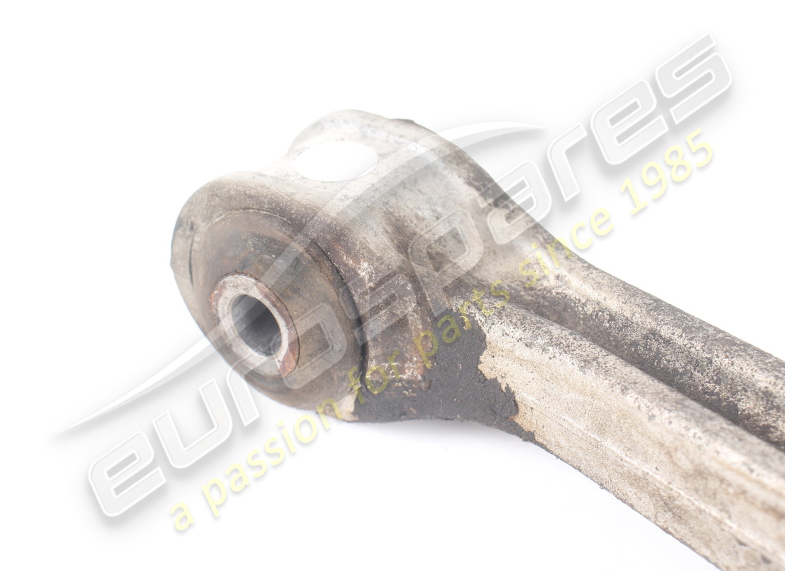 bras inférieur de suspension avant gauche maserati utilisé. numéro de pièce 366600119 (2)