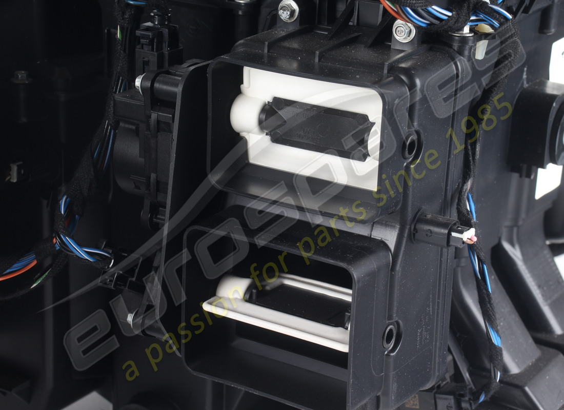 unité de climatisation complète d'occasion ferrari. numéro de pièce 88330900 (6)