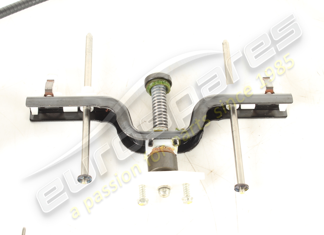 structure du dossier de siège avant droit d'occasion maserati. référence 980139479 (2)