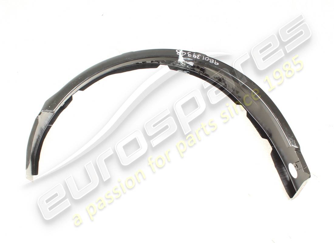 nouveau passage de roue extérieur arrière droit maserati. numéro de pièce 980139348 (2)