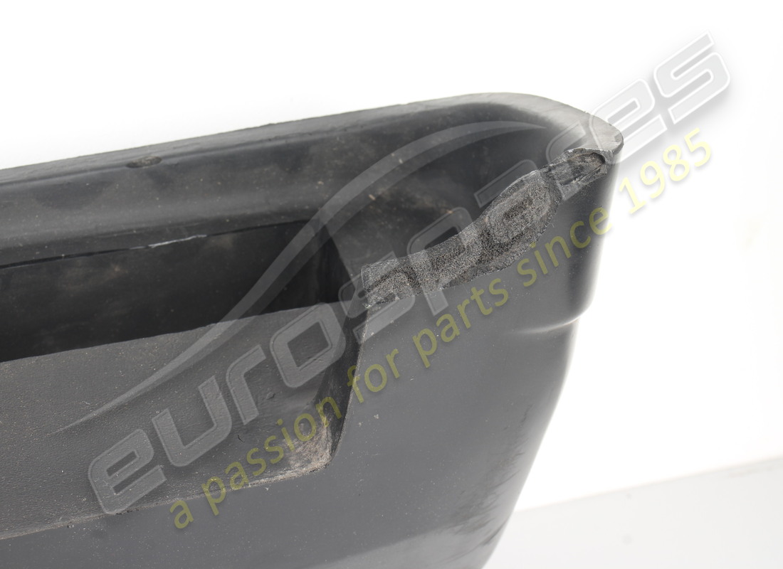 nouveau (autre) ferrari pare-chocs avant. numéro de pièce 60186806 (7)