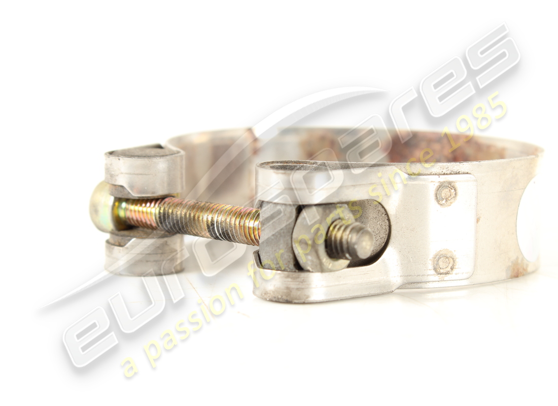 collier d'occasion maserati pour accumulateur d'huile. référence 190162 (3)