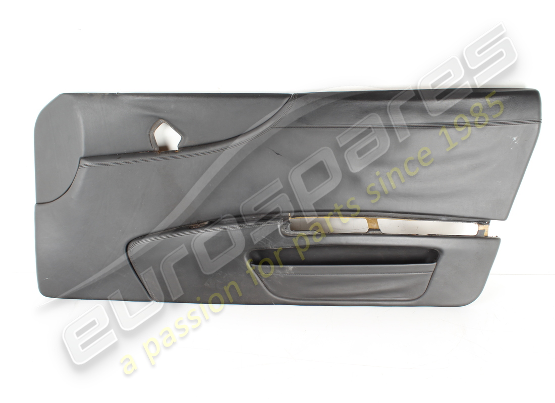 GARNITURE DE PORTE NOIRE VM8500 ENDOMMAGÉE. NUMÉRO DE PIÈCE 64592300 (1)
