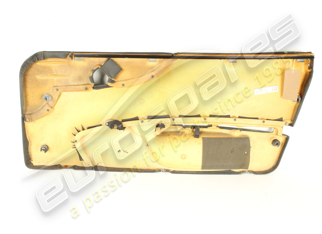 garniture de porte noire vm8500 endommagée. numéro de pièce 64584600 (4)