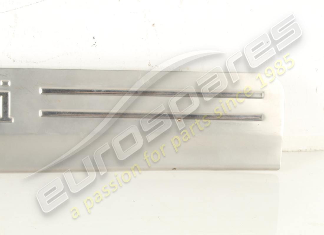 UTILISÉ FERRARI PLAQUE DE PIED LH. NUMÉRO DE PIÈCE 81362300 (3) utilisé ferrari plaque de pied lh. numéro de pièce 81362300 (3)