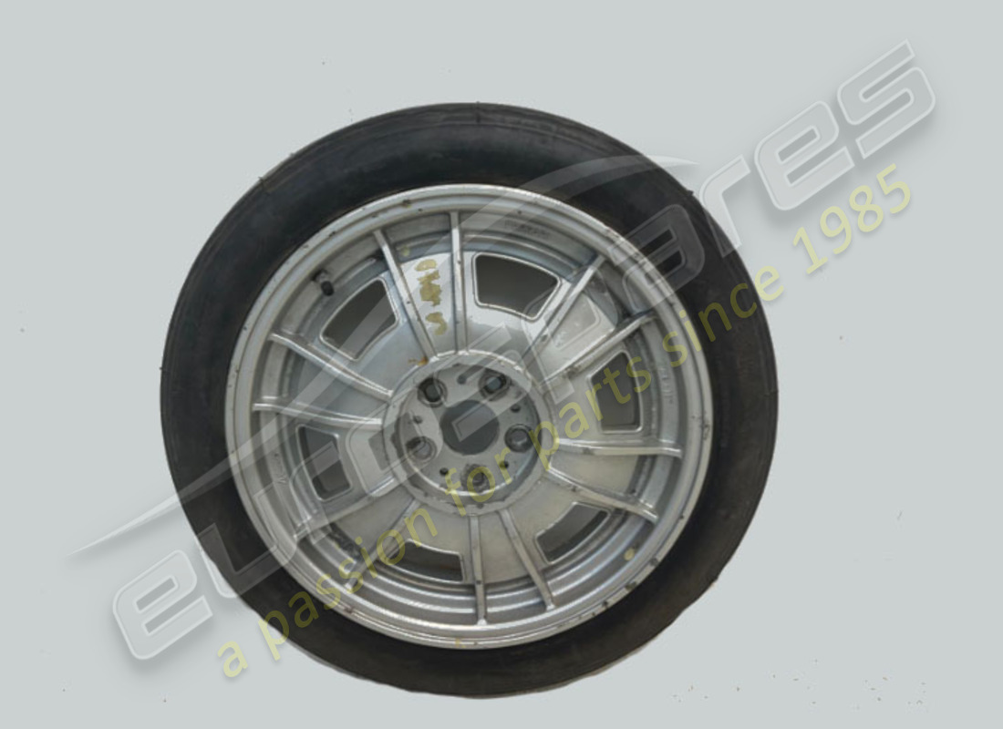 UTILISÉ Ferrari ROUE DE SECOURS 3 1/4 BX18 . NUMÉRO DE PIÈCE 105593 (1)