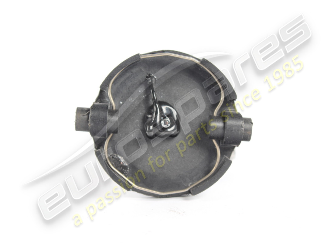 enjoliveur de roue d'occasion ferrari. numéro de pièce 338351 (2)