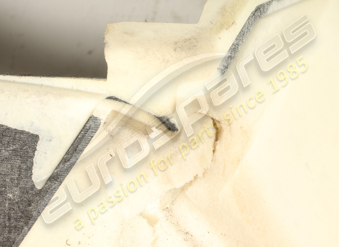 kit de tapis de sol ferrari utilisé. numéro de pièce 946011 (4)