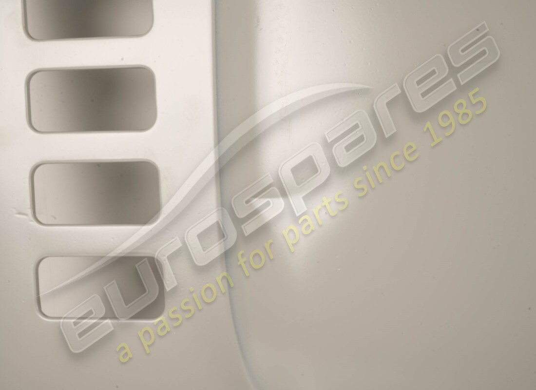 couvercle de couvercle de moteur arrière utilisé ferrari. numéro de pièce 200272 (2)
