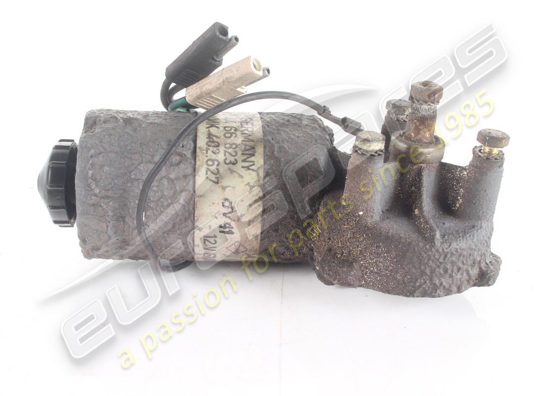 MOTEUR DE LEVAGE DE PHARE FERRARI UTILISÉ. NUMÉRO DE PIÈCE 172535 (2) moteur de levage de phare ferrari utilisé. numéro de pièce 172535 (2)