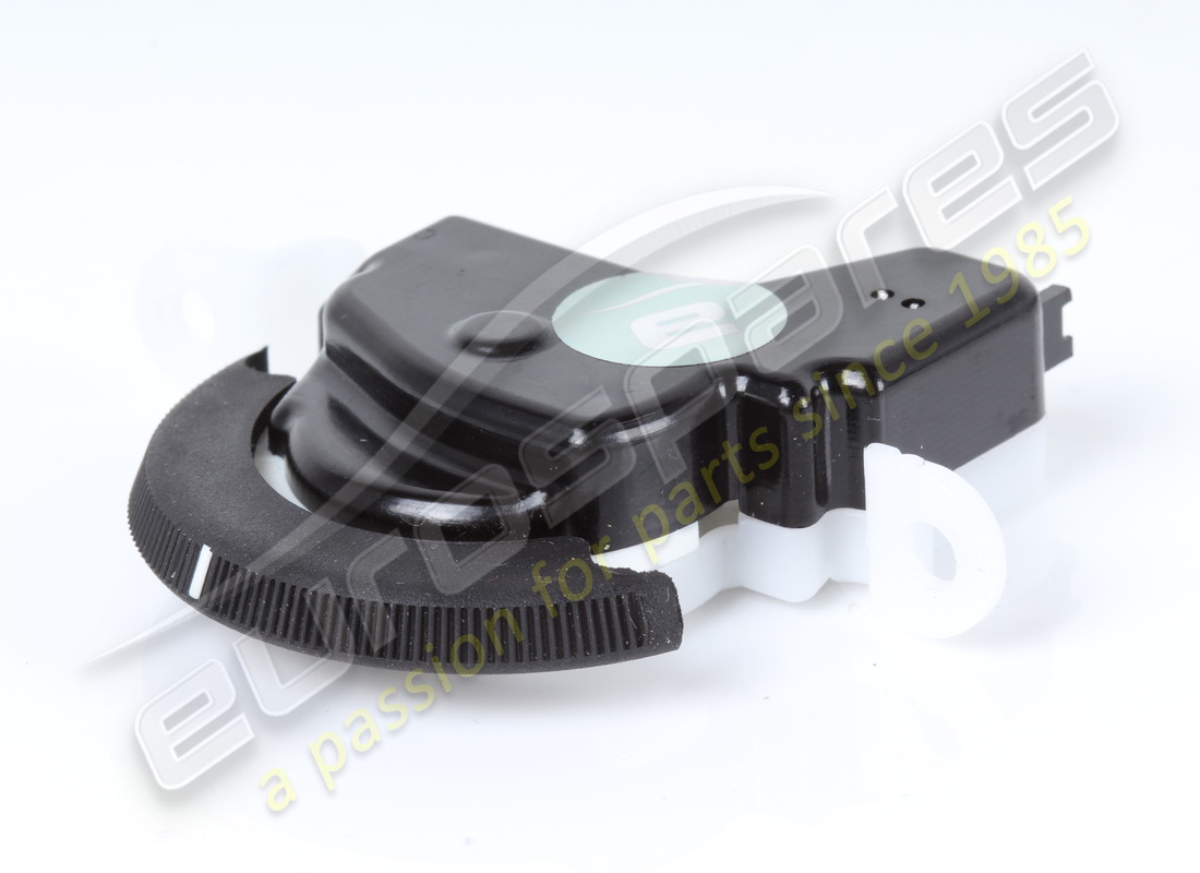 CONTRÔLEUR DE VENTILATION CENTRALE INFÉRIEURE D'OCCASION Ferrari NUMÉRO DE PIÈCE 82893600 (1)