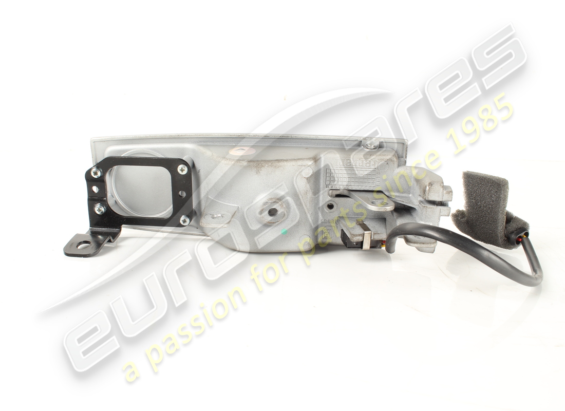 poignée de porte gauche d'occasion ferrari numéro de pièce 83998800 (2)