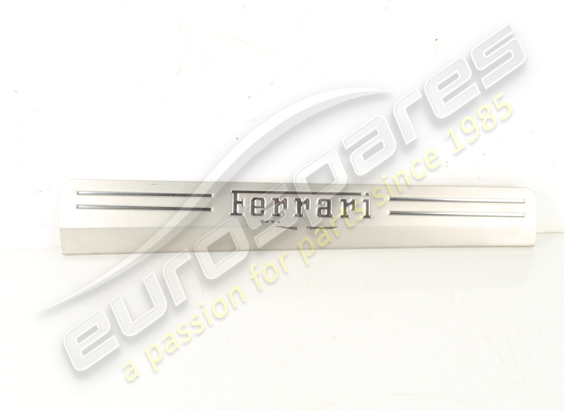 UTILISÉ Ferrari PLAQUE DE PIED GAUCHE. NUMÉRO DE PIÈCE 81362300 (1)