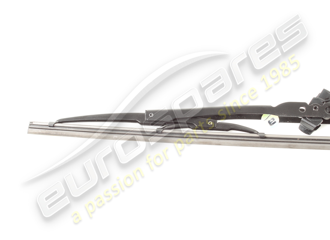 BALAI D'ESSUIE-GLACE D'OCCASION MASERATI, M336AB. RÉFÉRENCE 313352158 (4) balai d'essuie-glace d'occasion maserati, m336ab. référence 313352158 (4)