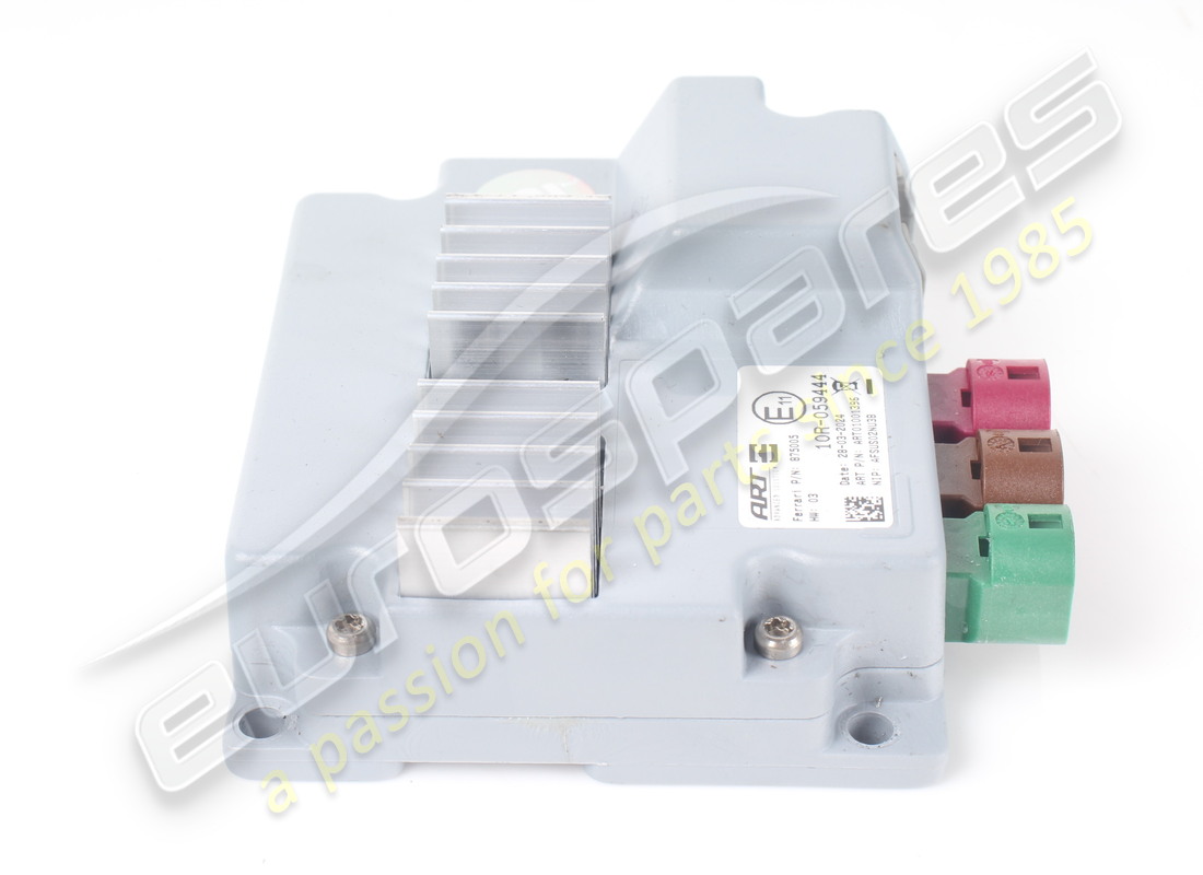 UTILISÉ FERRARI RÉPARTITEUR USB. NUMÉRO DE PIÈCE 875005 (2) utilisé ferrari répartiteur usb. numéro de pièce 875005 (2)