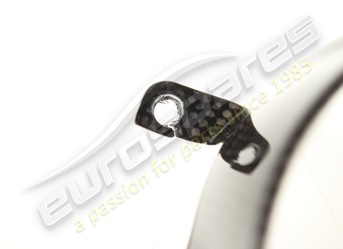utilisé ferrari lèvre centrale. numéro de pièce 89076800 (7)