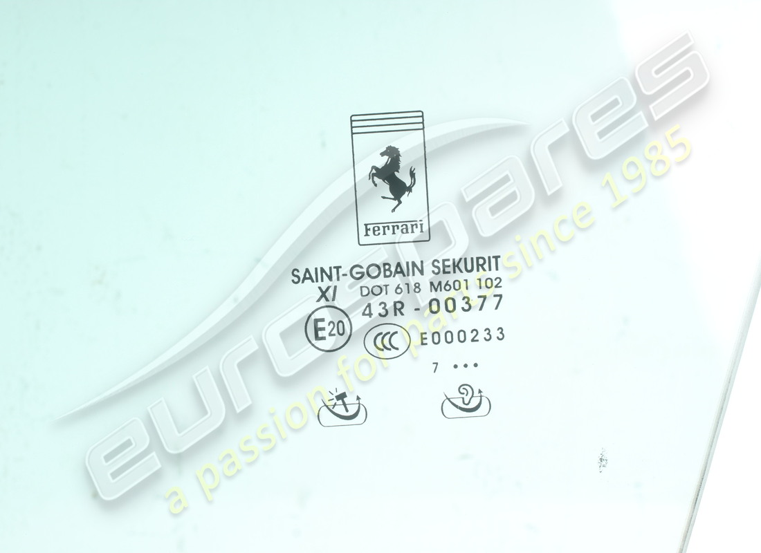 UTILISÉ FERRARI FENÊTRE DE PORTE GAUCHE. NUMÉRO DE PIÈCE 83614500 (2) utilisé ferrari fenêtre de porte gauche. numéro de pièce 83614500 (2)