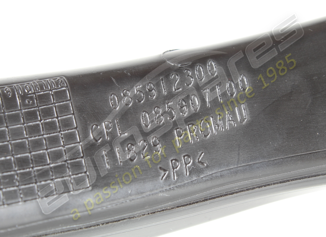 utilisé ferrari conduit de débuée gauche. numéro de pièce 85907100 (6)
