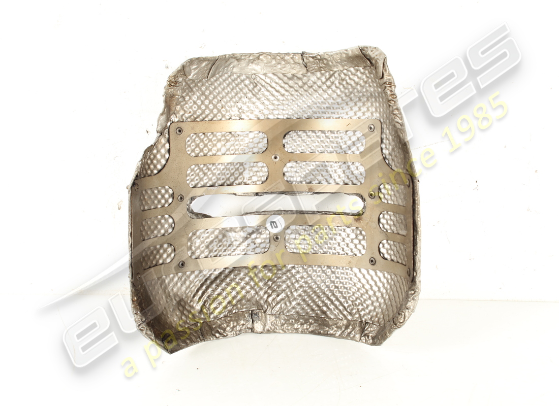 BOUCLIER DE CONVERTISSEUR CATALYTIQUE RH UTILISÉ FERRARI. NUMÉRO DE PIÈCE 263588 (2) bouclier de convertisseur catalytique rh utilisé ferrari. numéro de pièce 263588 (2)