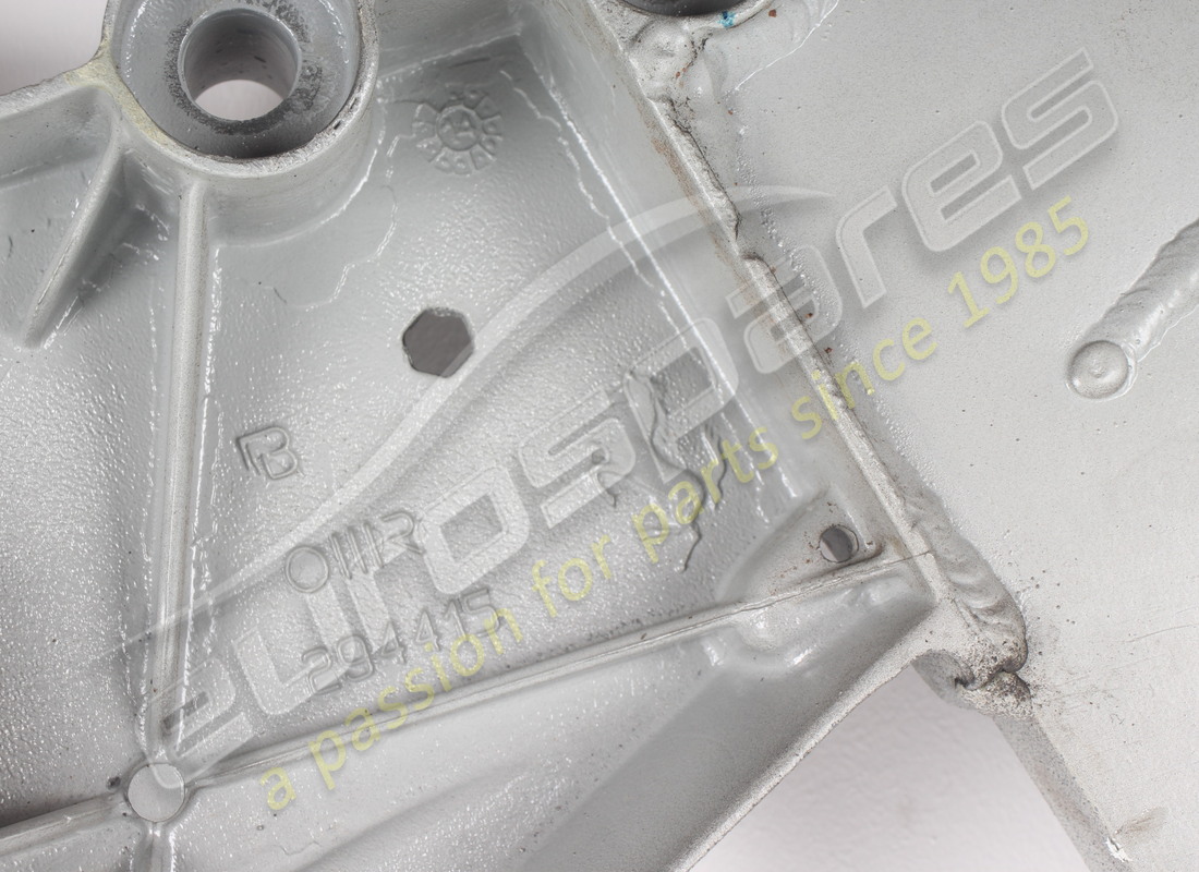 utilisé ferrari sous-châssis de moteur complet. numéro de pièce 985294410 (7)